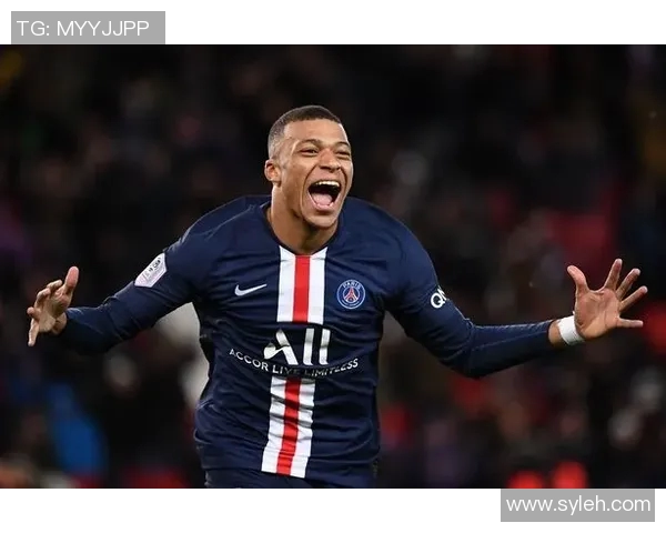 费内巴切与圣球队的精彩对决揭示了足球战术与团队合作的重要性