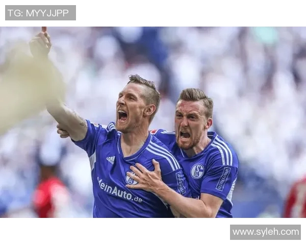 沙尔克04与主帅提尔续约至2023年,稳定球队建设