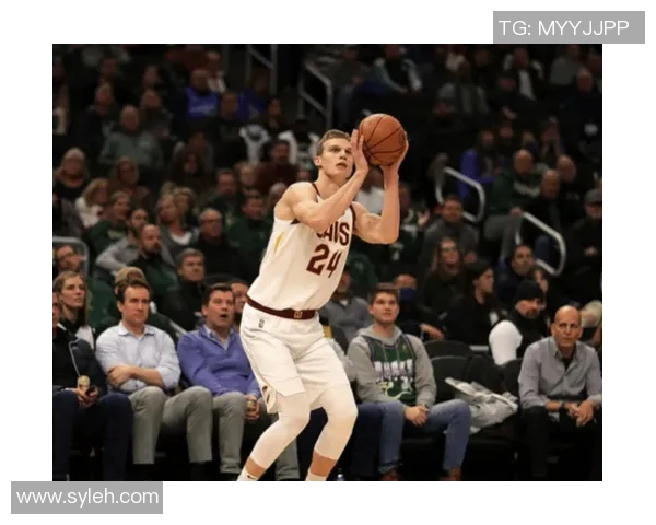 雷霆与爵士精彩对决录像回放尽在CCTV全程回顾比赛精彩瞬间